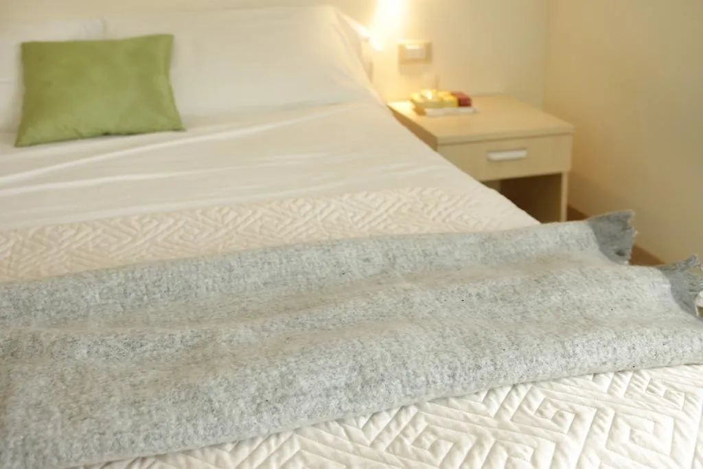 Mariposa Apartments Bardolino 0*,