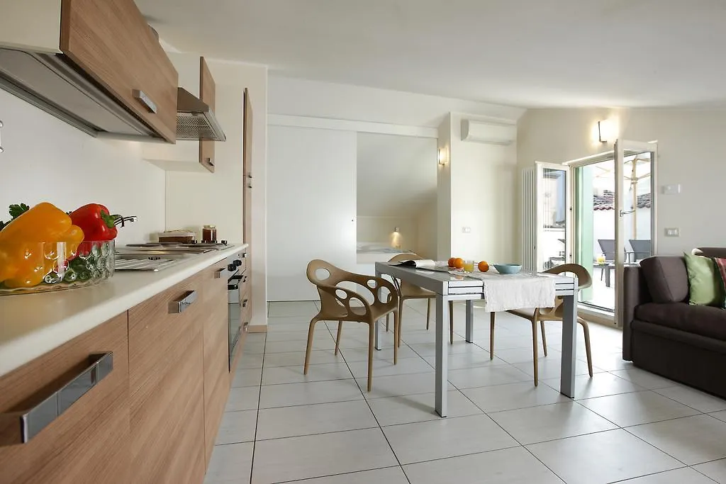 Mariposa Apartments Bardolino Italien